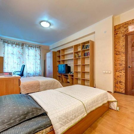 Three-Room Apartment Near Ocean Plaza Kiev Eksteriør bilde