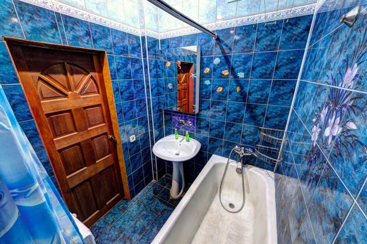 Three-Room Apartment Near Ocean Plaza Kiev Eksteriør bilde